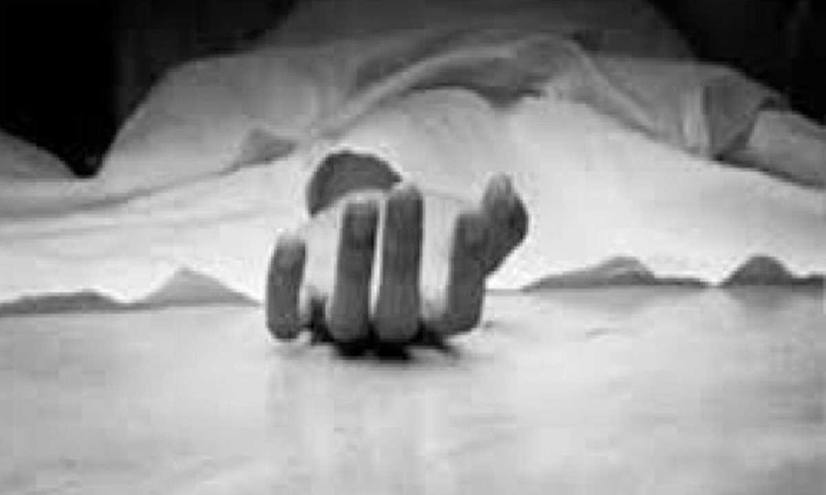 अहमदाबाद के डिप्टी कलेक्टर ने आत्महत्या की, या हत्या हुई?